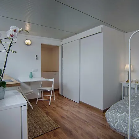 Hotelito Boutique Badalona. Aparthotel